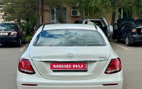 Mercedes-Benz E-Класс, 2016 год, 2 950 000 рублей, 5 фотография