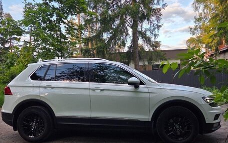Volkswagen Tiguan II, 2019 год, 2 800 000 рублей, 6 фотография