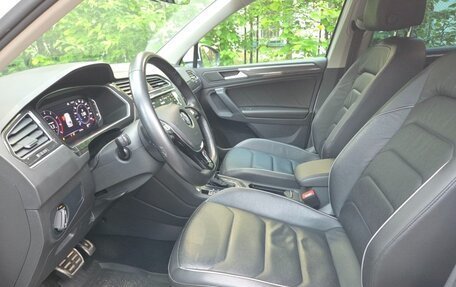 Volkswagen Tiguan II, 2019 год, 2 800 000 рублей, 18 фотография