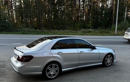 Mercedes-Benz E-Класс, 2011 год, 1 700 000 рублей, 2 фотография