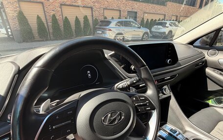 Hyundai Sonata VIII, 2020 год, 2 600 000 рублей, 8 фотография