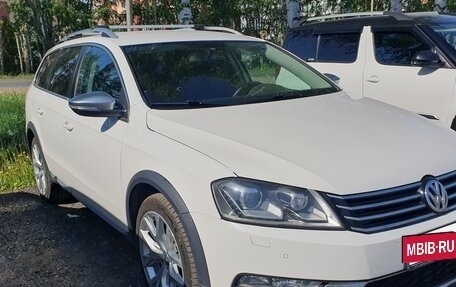 Volkswagen Passat B7, 2013 год, 1 600 000 рублей, 2 фотография