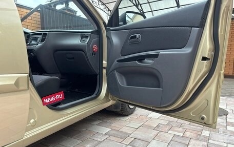 KIA Rio II, 2010 год, 420 000 рублей, 3 фотография