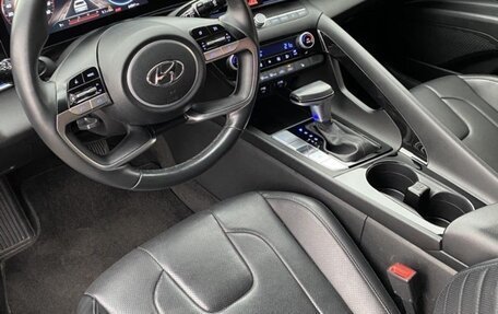 Hyundai Elantra, 2023 год, 1 700 000 рублей, 7 фотография