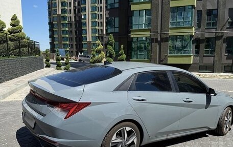Hyundai Elantra, 2023 год, 1 700 000 рублей, 12 фотография