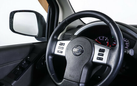 Nissan Pathfinder, 2010 год, 1 290 000 рублей, 15 фотография