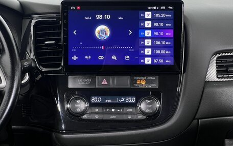 Mitsubishi Outlander III рестайлинг 3, 2014 год, 1 699 000 рублей, 15 фотография