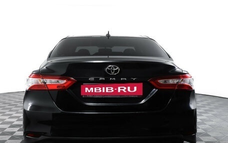 Toyota Camry, 2018 год, 2 269 000 рублей, 7 фотография