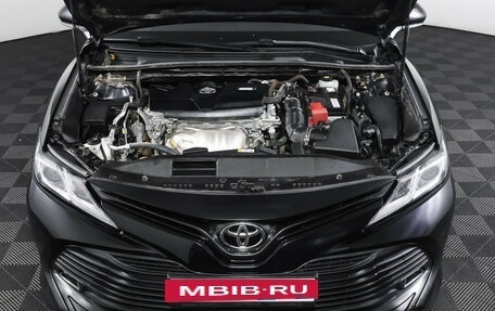 Toyota Camry, 2018 год, 2 269 000 рублей, 10 фотография