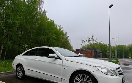 Mercedes-Benz E-Класс, 2010 год, 1 650 000 рублей, 4 фотография