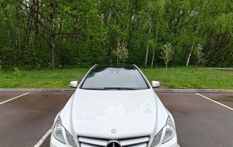 Mercedes-Benz E-Класс, 2010 год, 1 650 000 рублей, 3 фотография