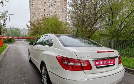 Mercedes-Benz E-Класс, 2010 год, 1 650 000 рублей, 7 фотография
