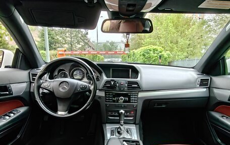 Mercedes-Benz E-Класс, 2010 год, 1 650 000 рублей, 13 фотография