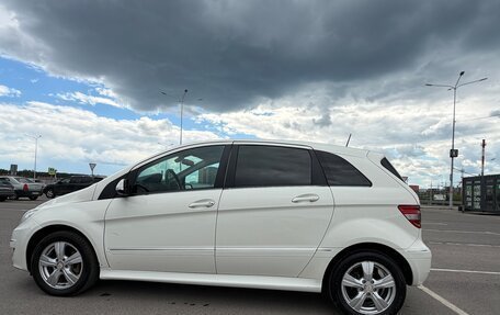 Mercedes-Benz B-Класс, 2011 год, 990 000 рублей, 2 фотография