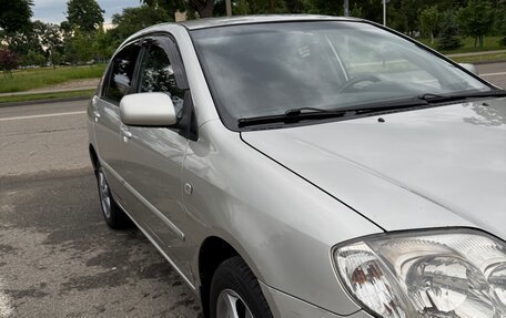 Toyota Corolla, 2005 год, 670 000 рублей, 10 фотография