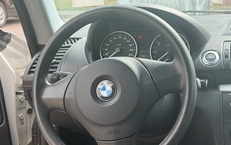 BMW 1 серия, 2011 год, 830 000 рублей, 7 фотография