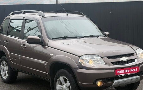 Chevrolet Niva I рестайлинг, 2014 год, 630 000 рублей, 2 фотография