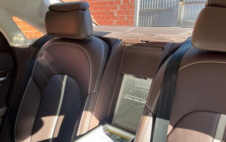 Audi S8, 2016 год, 8 200 000 рублей, 16 фотография