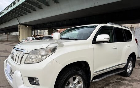 Toyota Land Cruiser Prado 150 рестайлинг 2, 2011 год, 2 650 000 рублей, 1 фотография
