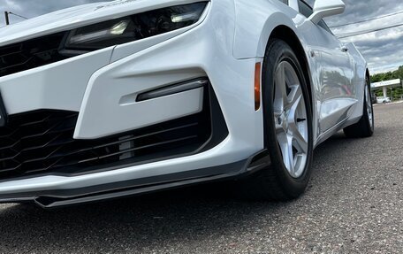 Chevrolet Camaro VI, 2022 год, 2 900 000 рублей, 2 фотография