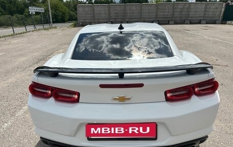 Chevrolet Camaro VI, 2022 год, 2 900 000 рублей, 8 фотография