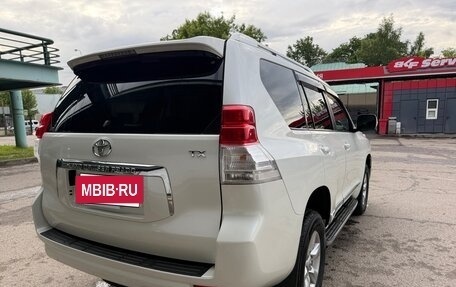 Toyota Land Cruiser Prado 150 рестайлинг 2, 2011 год, 2 650 000 рублей, 3 фотография