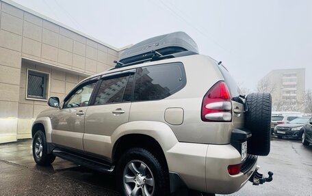 Toyota Land Cruiser Prado 120 рестайлинг, 2002 год, 2 600 000 рублей, 5 фотография