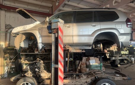 Toyota Land Cruiser Prado 120 рестайлинг, 2002 год, 2 600 000 рублей, 9 фотография