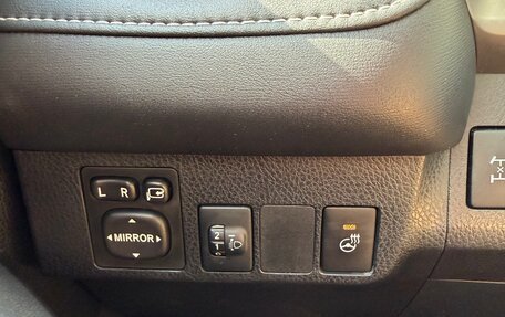Toyota RAV4, 2016 год, 2 550 000 рублей, 8 фотография