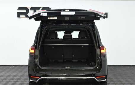 Toyota Land Cruiser, 2023 год, 10 290 000 рублей, 26 фотография