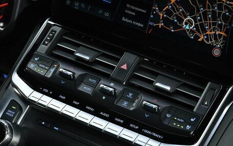 Toyota Land Cruiser, 2023 год, 10 290 000 рублей, 22 фотография
