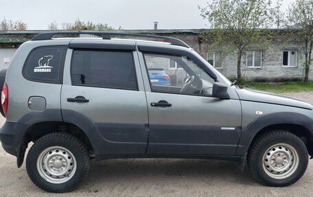 Chevrolet Niva I рестайлинг, 2014 год, 565 000 рублей, 3 фотография
