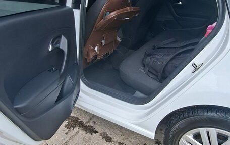 Volkswagen Polo VI (EU Market), 2017 год, 870 000 рублей, 5 фотография