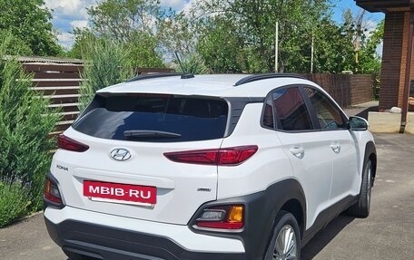 Hyundai Kona I, 2021 год, 2 250 000 рублей, 3 фотография