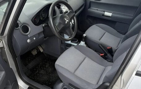 Mitsubishi Colt VI рестайлинг, 2006 год, 420 000 рублей, 5 фотография