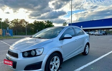Chevrolet Aveo III, 2014 год, 800 000 рублей, 4 фотография