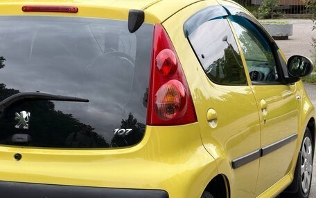 Peugeot 107 I рестайлинг, 2009 год, 385 000 рублей, 15 фотография