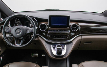 Mercedes-Benz V-Класс, 2019 год, 5 450 000 рублей, 13 фотография