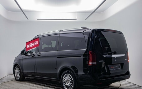 Mercedes-Benz V-Класс, 2019 год, 5 450 000 рублей, 7 фотография