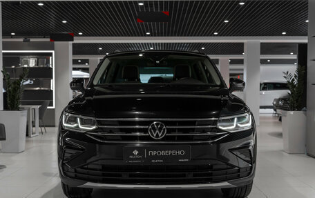 Volkswagen Tiguan II, 2022 год, 3 490 000 рублей, 3 фотография