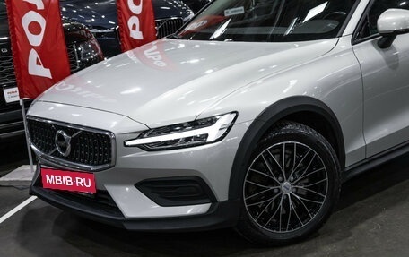 Volvo V60 Cross Country II, 2020 год, 3 549 898 рублей, 3 фотография