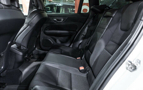 Volvo V60 Cross Country II, 2020 год, 3 549 898 рублей, 17 фотография