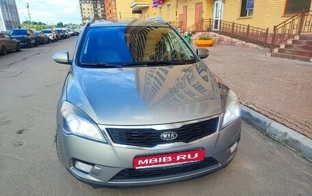 KIA cee'd I рестайлинг, 2011 год, 800 000 рублей, 1 фотография