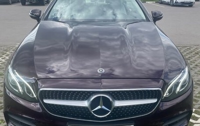 Mercedes-Benz E-Класс, 2018 год, 4 800 000 рублей, 1 фотография