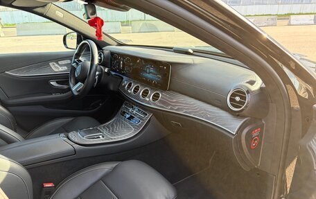 Mercedes-Benz E-Класс, 2021 год, 5 250 000 рублей, 12 фотография
