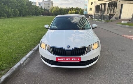 Skoda Octavia, 2019 год, 1 700 000 рублей, 2 фотография