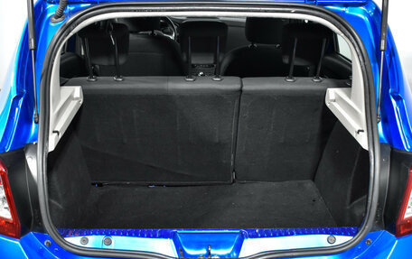 Renault Sandero II рестайлинг, 2019 год, 989 000 рублей, 19 фотография
