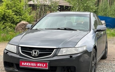 Honda Accord VII рестайлинг, 2004 год, 470 000 рублей, 1 фотография