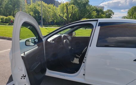 Renault Logan II, 2016 год, 475 000 рублей, 5 фотография