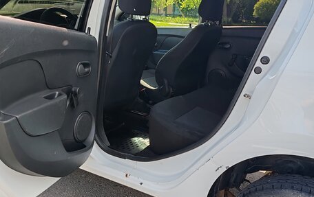 Renault Logan II, 2016 год, 475 000 рублей, 9 фотография